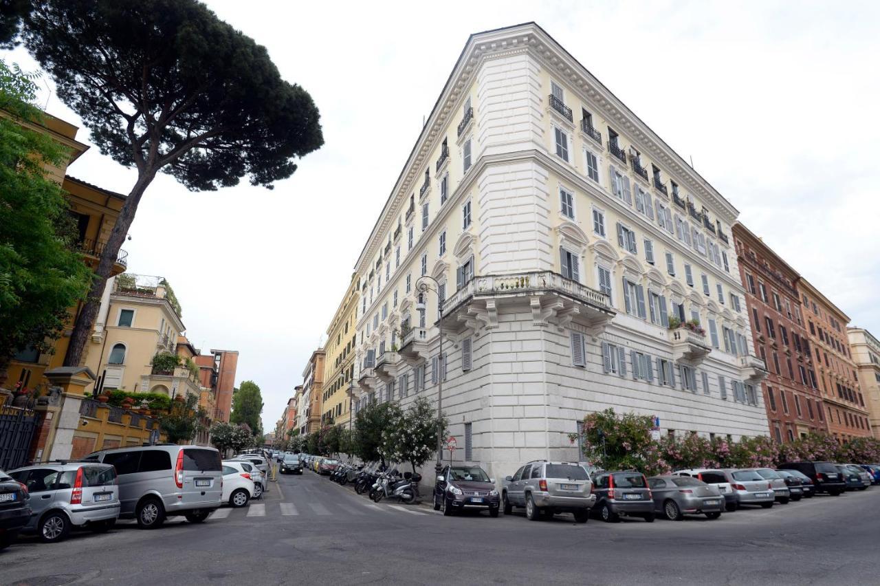 Mecenate Deluxe Colosseum Roma Eksteriør bilde